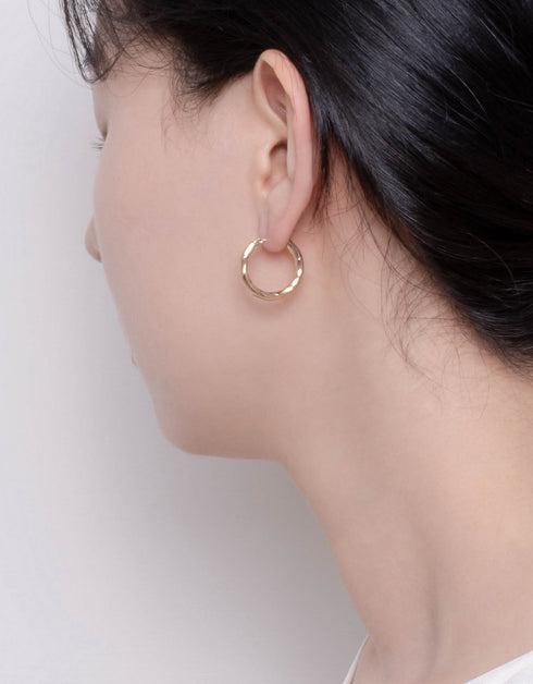 金色对角铰链圈形耳环